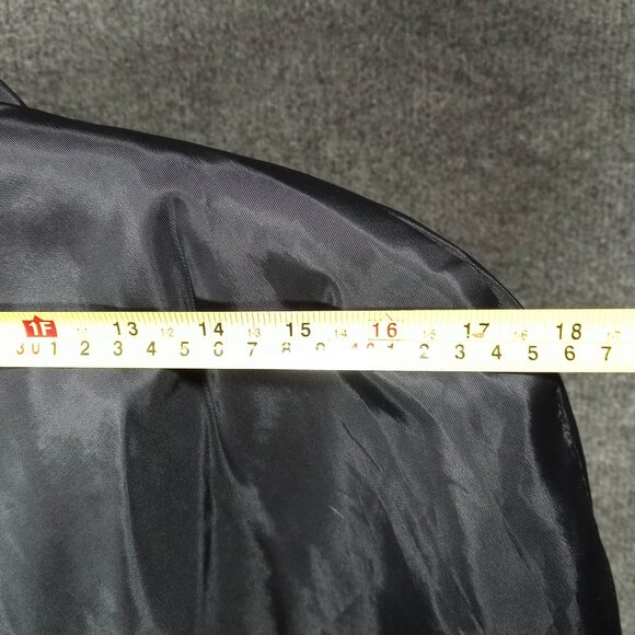 1950's Black Taffeta Cape with Chantilly Lace Trim - Picture 6 of 7